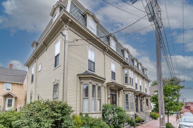 Foto del edificio - 256 Vaughan St