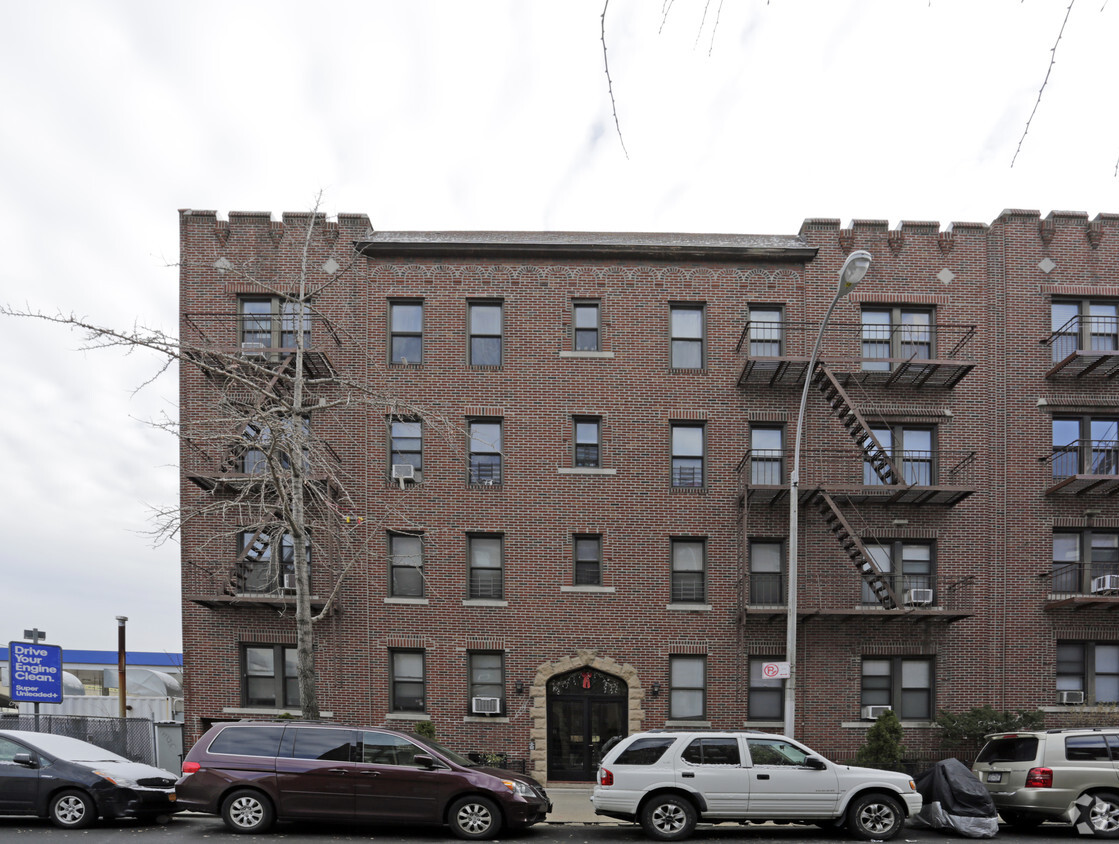 Building Photo - 4515 42nd St