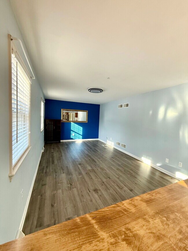 Foto del edificio - 115 Fleetline St