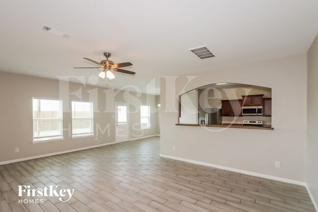 Building Photo - 5827 Treasure Cove Rd