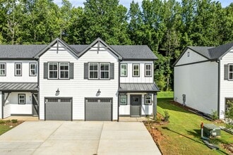Building Photo - 911 Winslow Ct