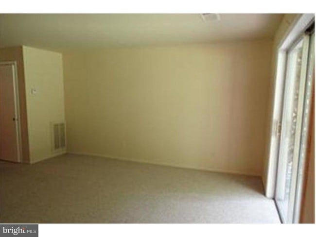 Building Photo - 1151 Woodlane Rd