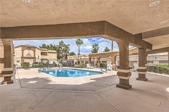 Building Photo - 3660 Renovah St