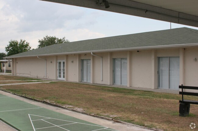 Foto del edificio - Spring Hill Estates