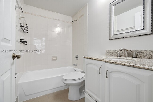 Building Photo - 725 SW 148th Ave