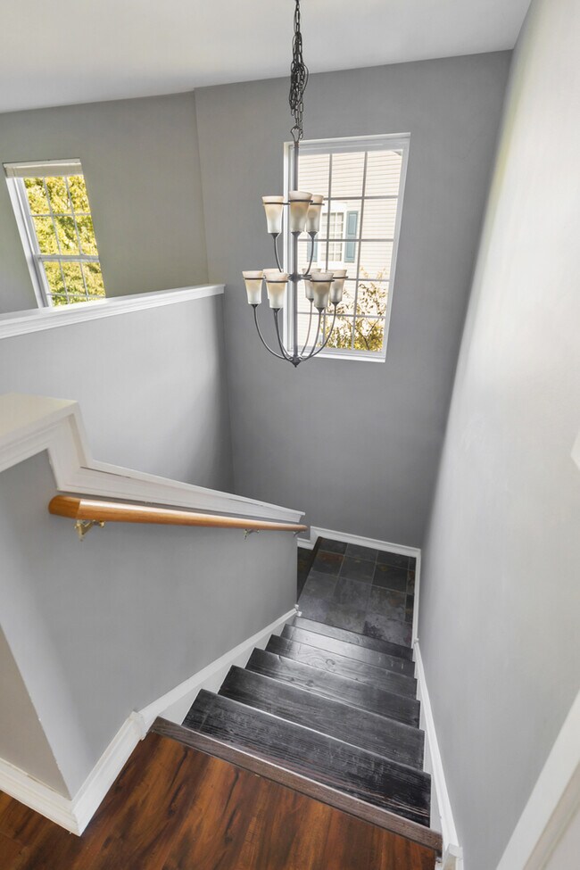 Foto del edificio - 2260 Hudson Cir