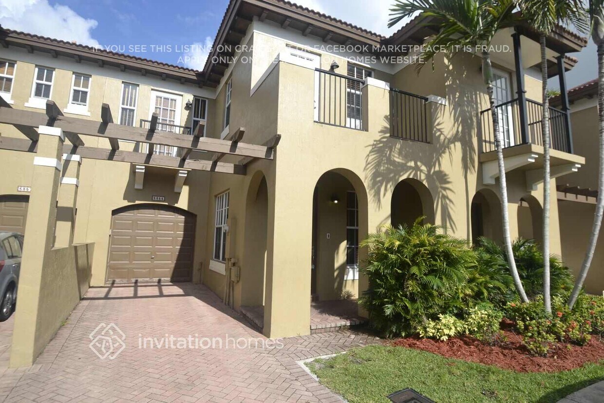 Foto principal - 6855 Julia Gardens Dr