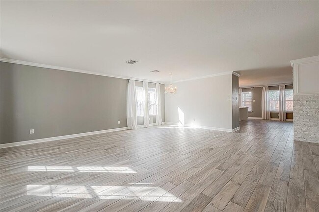 Building Photo - 13443 Blue Swallow Dr