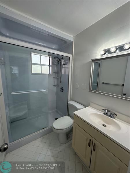 Building Photo - 401 SW 86th Ave