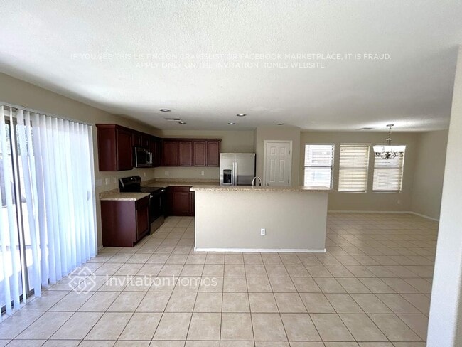 Foto del edificio - 6351 W Beverly Rd