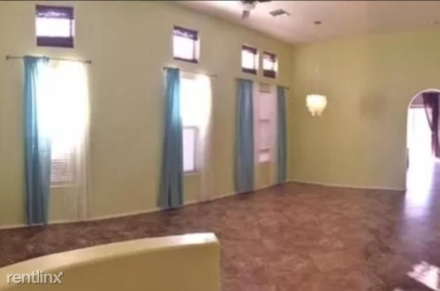 Foto del edificio - 4 br, 2.5 bath House - 2747 W Silver Fox Way