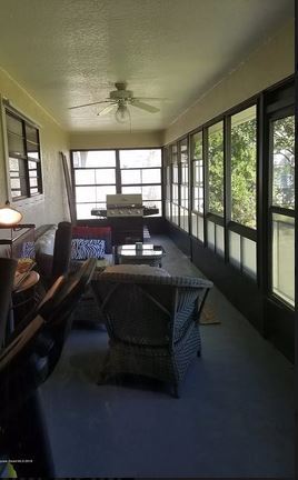 Foto del edificio - 957 Somerset Ln