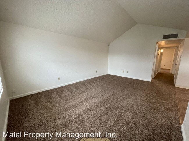 Building Photo - 3 br, 2 bath House - 1016 Bristlecone Way