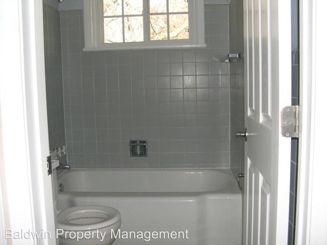 Foto del edificio - 615 N Spring St