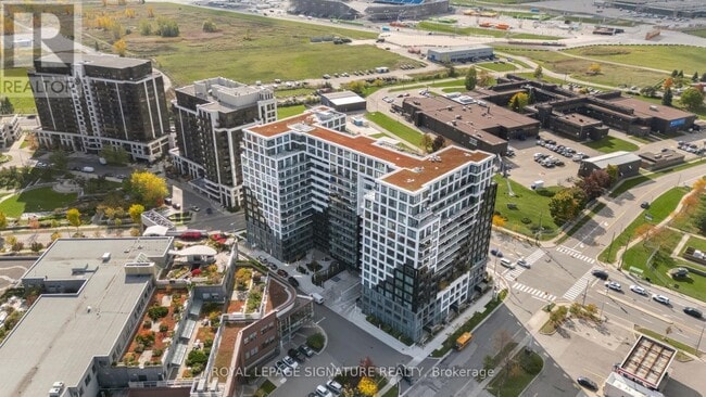 Building Photo - 1100 Sheppard Ave W