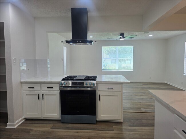 Foto del edificio - 5102 Avenue L
