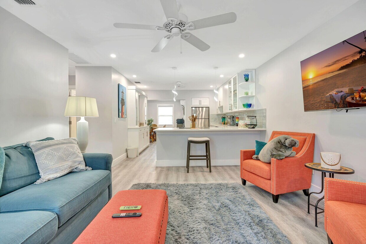 Foto principal - 1125 Stillwater Dr