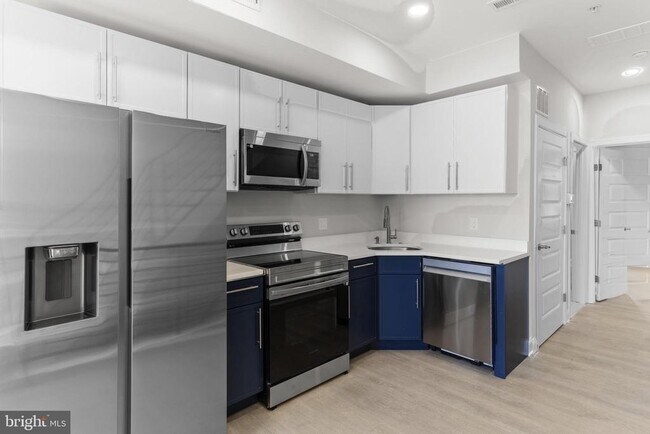 Building Photo - 2156 N 9th St