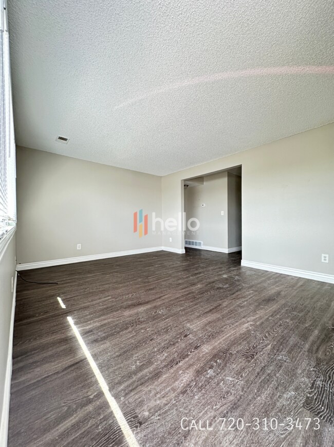 Foto del edificio - 5271 W Center Ave
