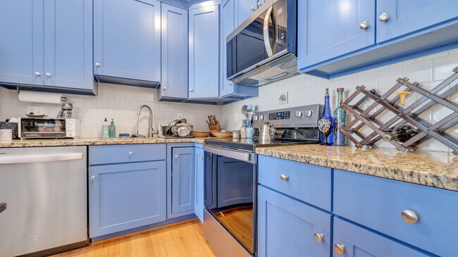 Foto del edificio - 1237 Kenyon St NW