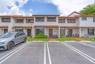 Building Photo - 5725 SW 132nd Ct