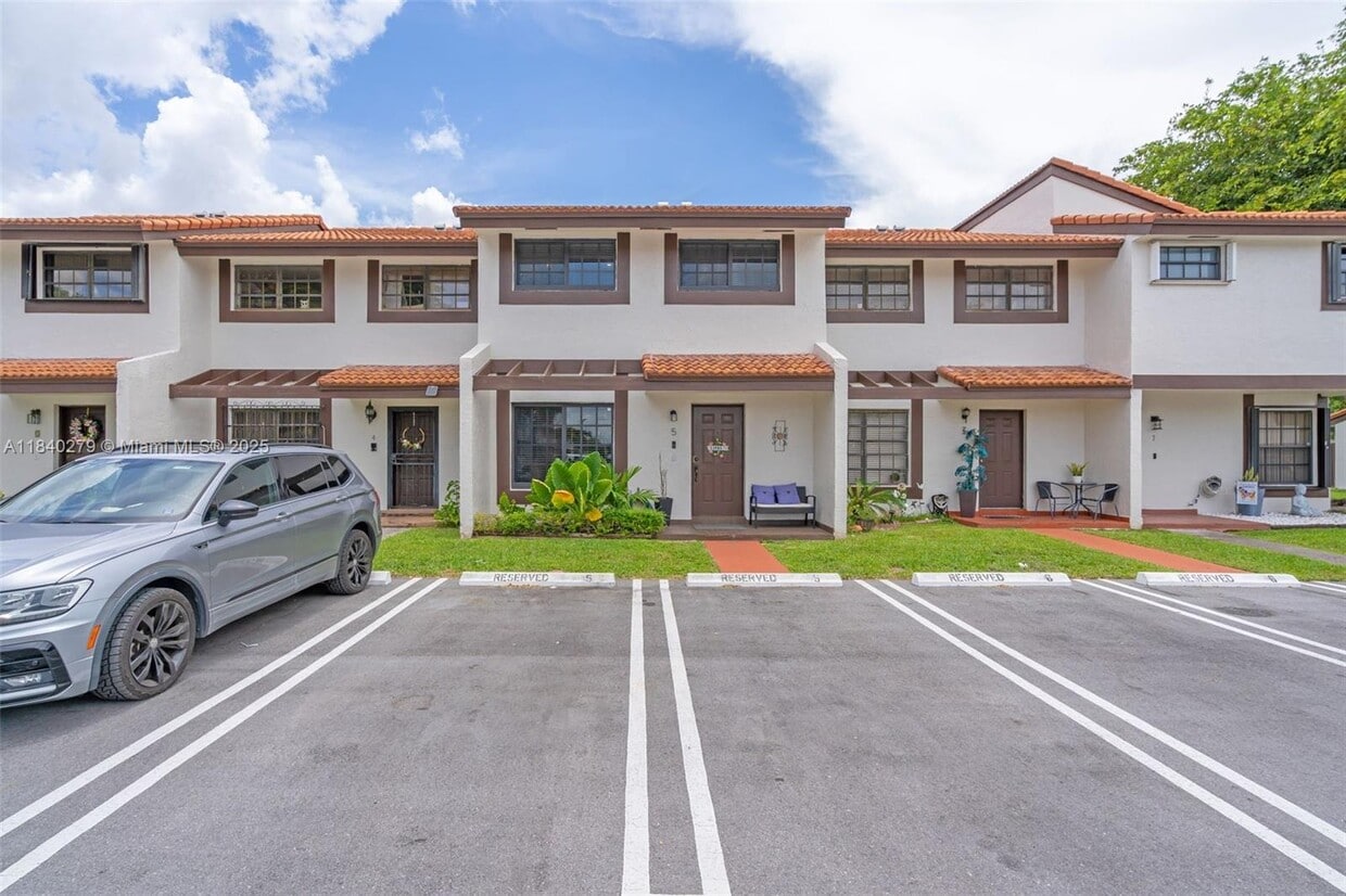 Primary Photo - 5725 SW 132nd Ct