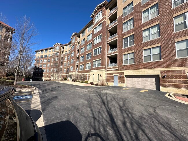 Building Photo - 9360 Skokie Blvd