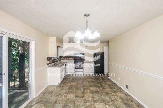 Building Photo - 1859 Woodsboro Dr