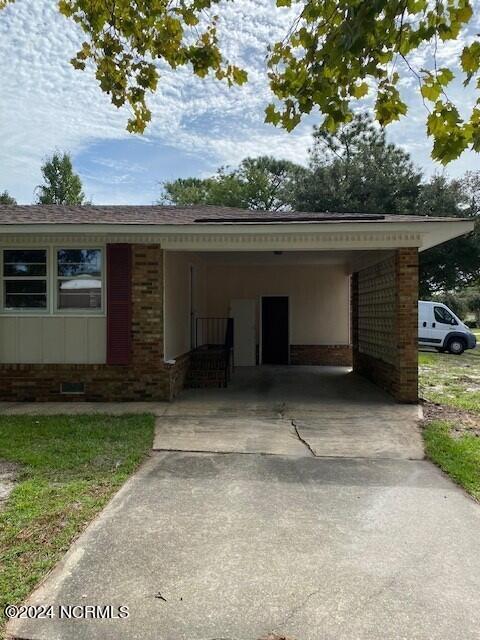 Foto del edificio - 3223 Chalmers Dr