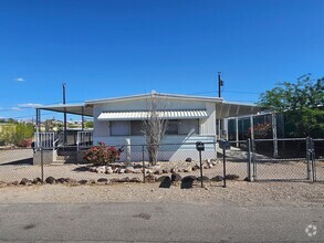 Building Photo - 2106 Hermosa Dr