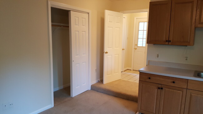 Closet & Private Entrance - 7715 Idylwood Rd