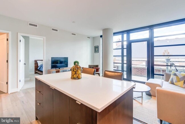 Foto del edificio - 1300 4th St SE