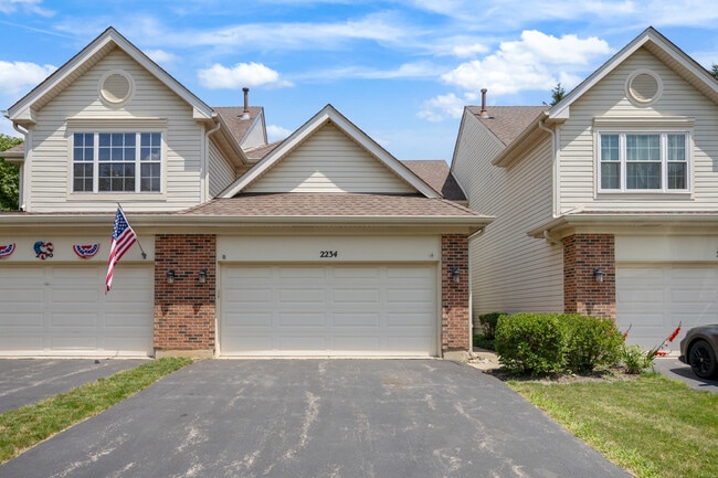 Building Photo - 2234 Seaver Ln