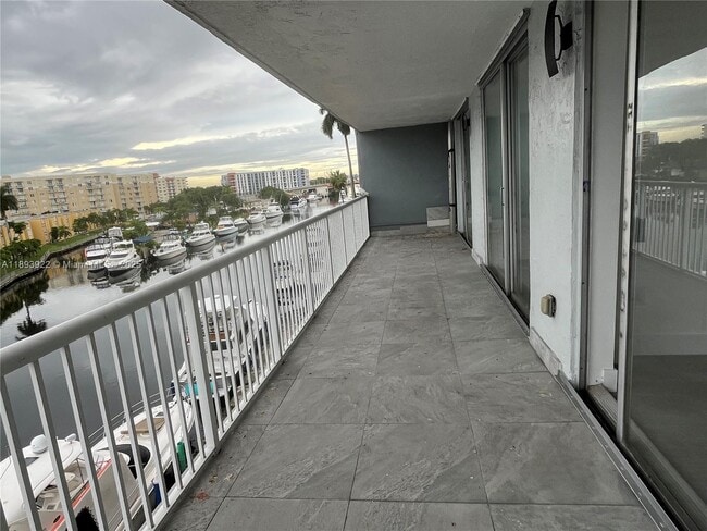 Foto del edificio - 1800 NW 24th Ave