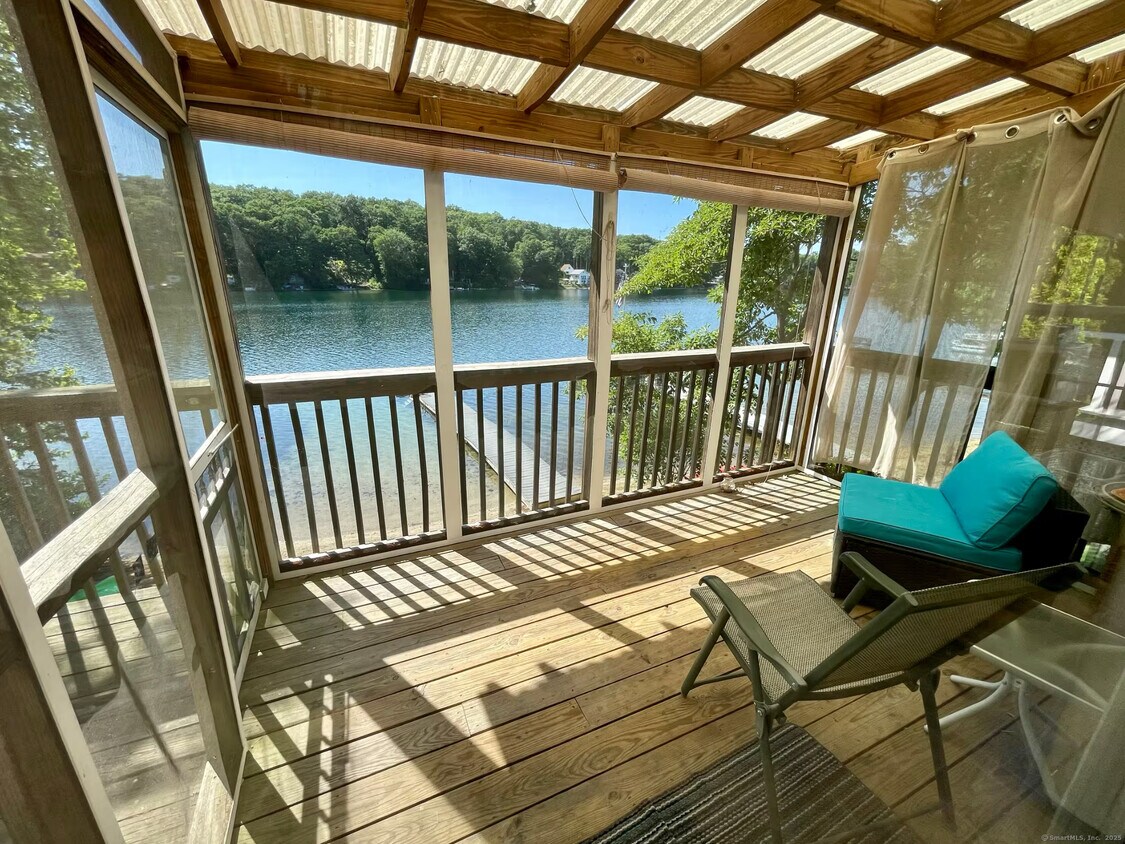 Foto principal - 24 Arrowhead Ln