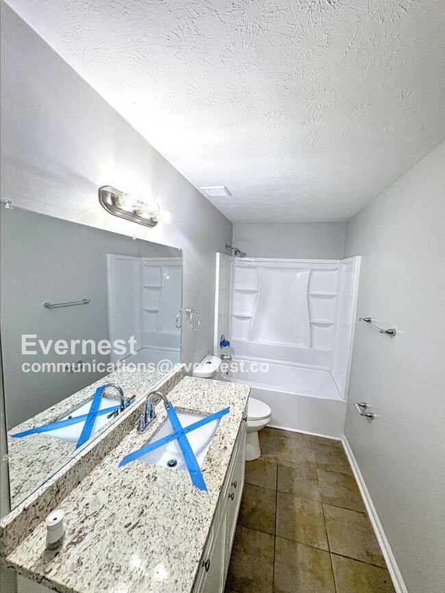 Foto del edificio - 909 Davis St