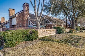 Building Photo - 18240 Midway Rd