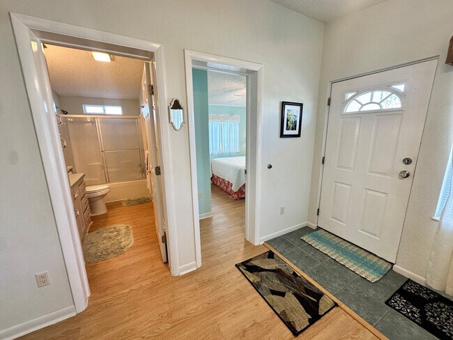 Building Photo - 467 Nettles Blvd
