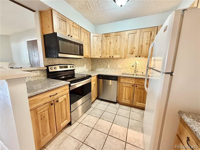 Foto del edificio - 3336 S Ammons St