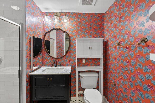 Foto del edificio - 1390 Kenyon St NW