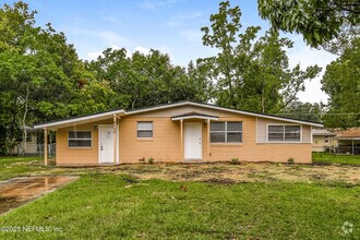 Building Photo - 6705 Miller St