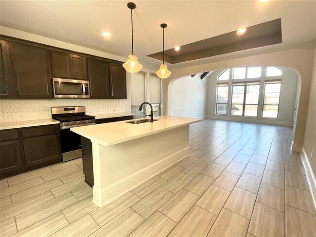 Building Photo - 7027 House Wren Ct