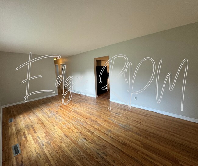 Foto del edificio - Beautiful 4 bedroom house with stunning ba...