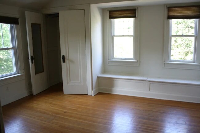 Foto del edificio - 519 S Fess Ave