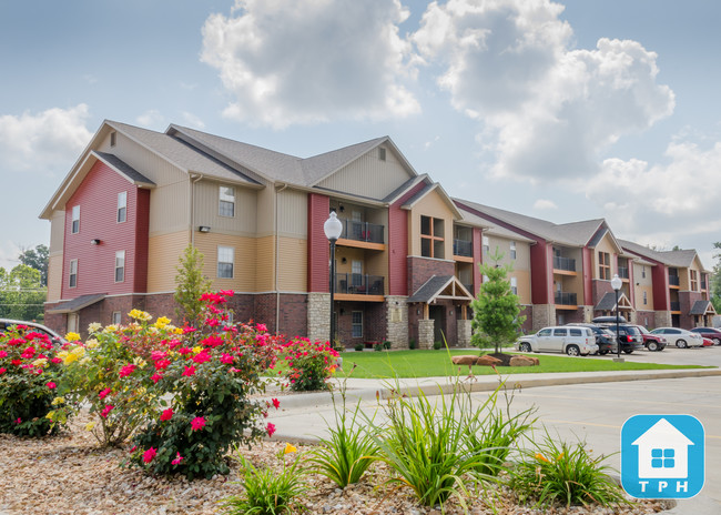 Building Photo - Liberty Park Apartments