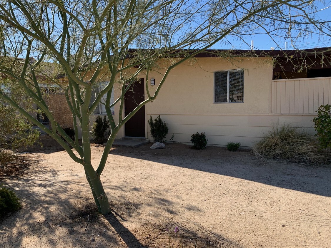 6284 Cholla Ave, Twentynine Palms, CA 92277 Apartment for Rent in