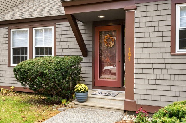 Foto del edificio - 1465 Hooksett Rd
