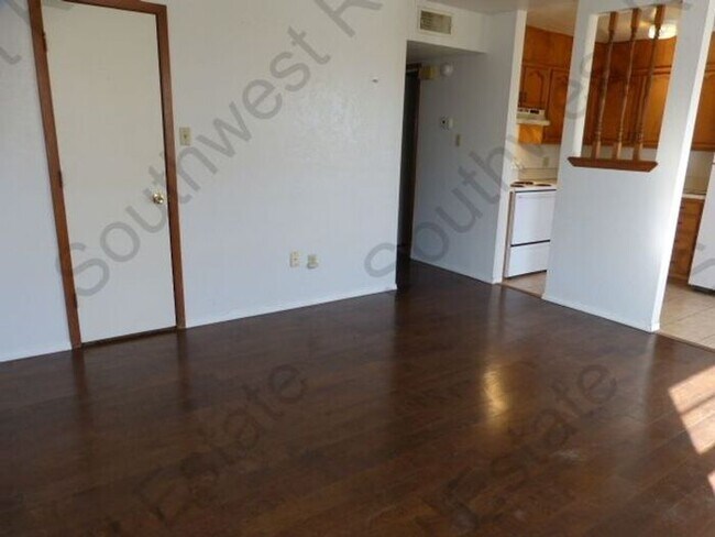 Foto del edificio - Cute 2 Bedrooms one bath apartment.