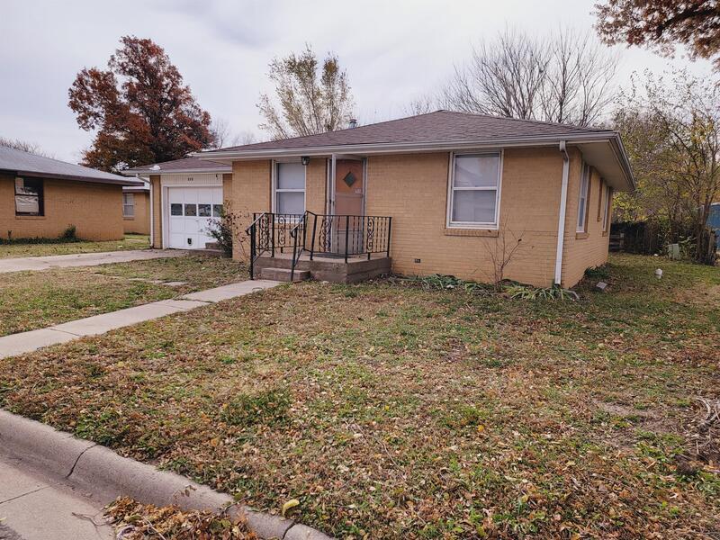 215 E 1st St, Mount Hope, KS 67108 House for Rent in Mount Hope, KS