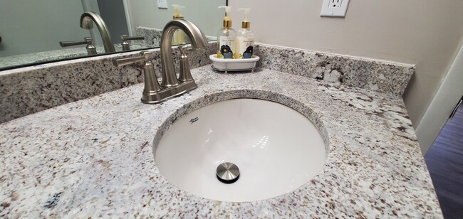 Welcome to your Masterbath room oasis! A private spa bath all your own! - 920 Pine Oak Trl
